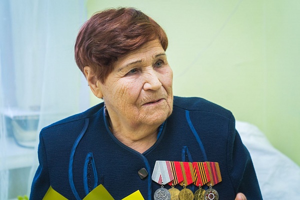 Губернатор Югры Наталья Комарова посетила стационар Урайской больницы