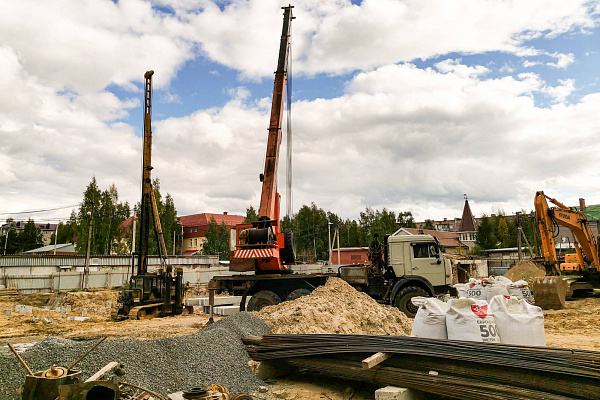 В Урае продолжается строительство нового стационара 