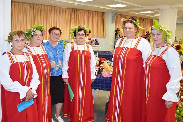 Ветераны Урайской больницы получили гран-при в городском конкурсе «Дары осени»