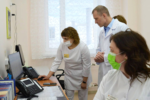 Директор Депздрава Югры посетил многопрофильную Урайскую больницу 