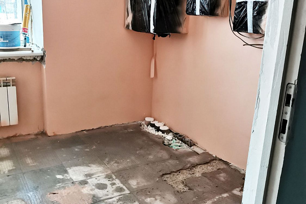 Все работы идут по графику. В Урайской больнице завершается этап подготовки помещения для МРТ