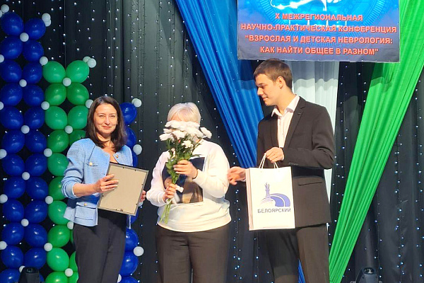 Заместитель руководителя по медицинской части удостоена высокой награды 