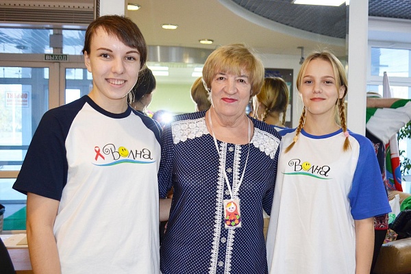 Юбилей, концерт и масса положительных эмоций. Ветераны – медики отметили День пожилого человека