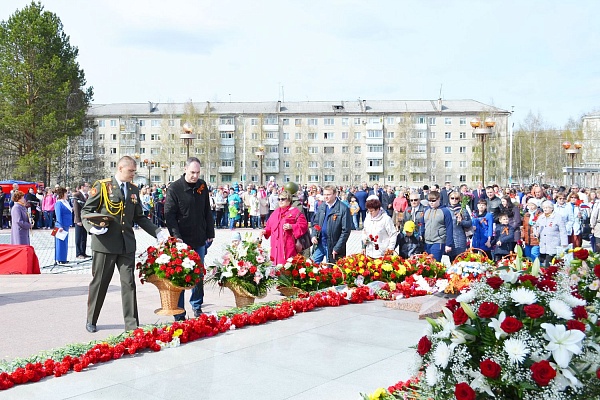 Коллектив Урайской больницы присоединился к торжественным и памятным мероприятиям, приуроченным к празднованию 71 годовщины Великой Победы
