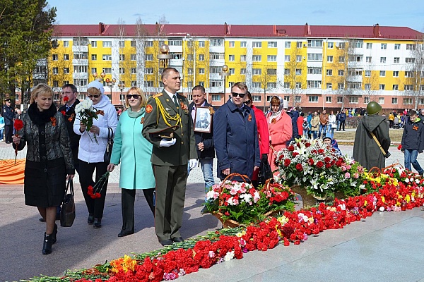 9 мая сотрудники Урайской больницы почтили память героев войны