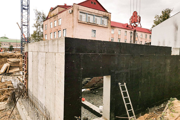 В Урае продолжается строительство нового стационара 