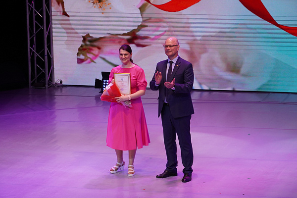 Благодарность и уважение: День медицинского работника прошел в Урайской больнице