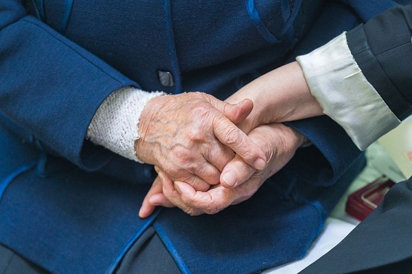 Губернатор Югры Наталья Комарова посетила стационар Урайской больницы