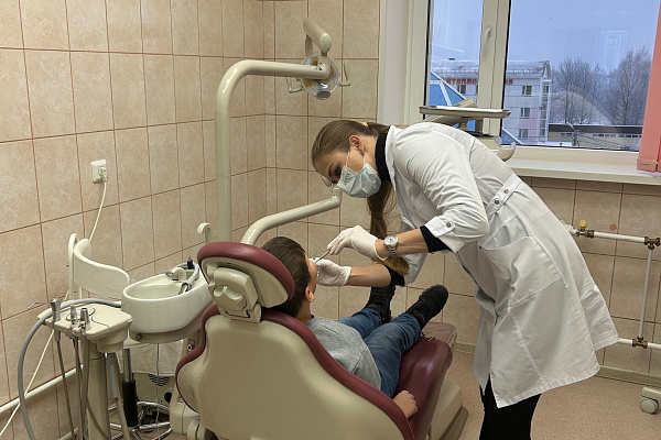 В детской поликлинике прошла акция «Детские ладошки V руках Югры» 