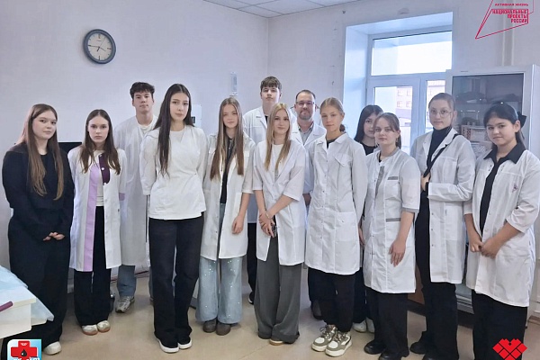 Ученики медицинского класса познакомились с работой диагностических служб Урайской  больницы